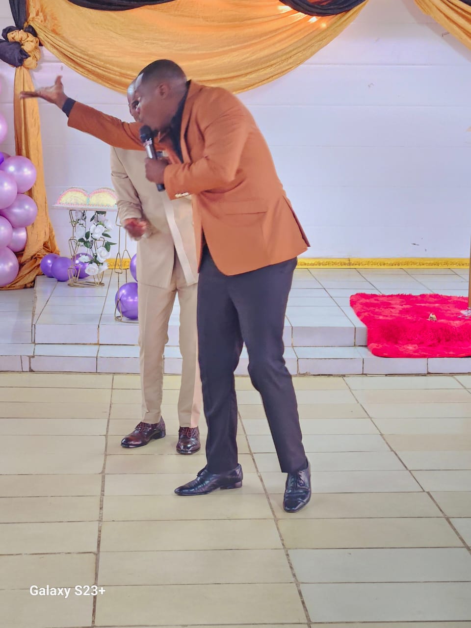 Prophet Bongani Mathonsi preaching